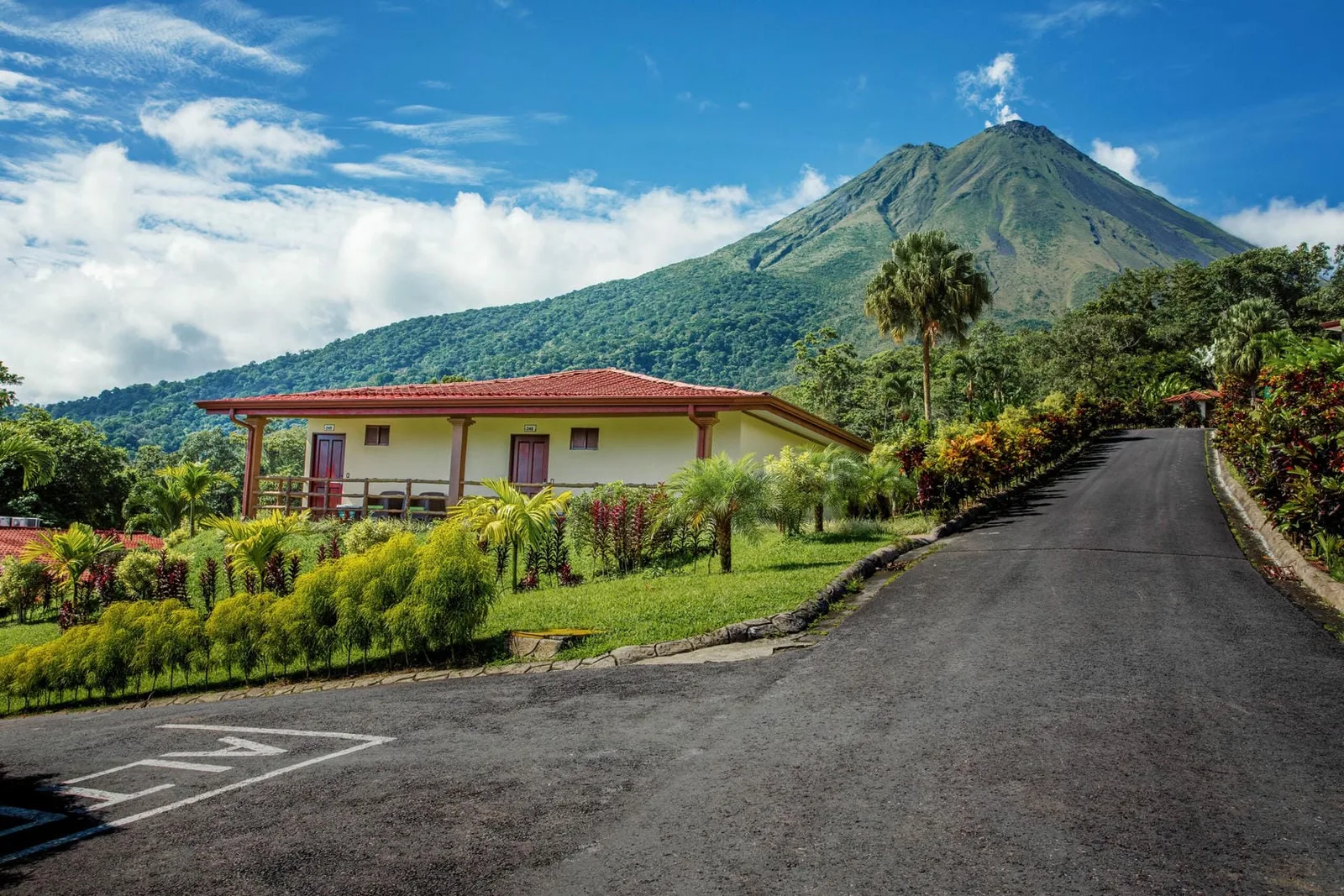 Los Lagos Hot Springs, La Fortuna